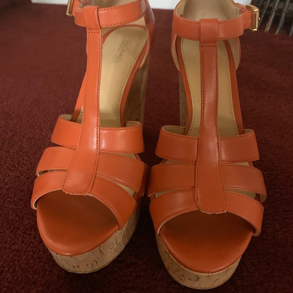 Michael Kors leather cork platform sandals Size 7
